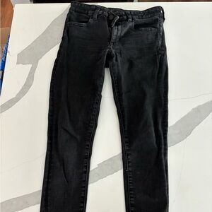 American eagle black skinny jeans in size 6 regular